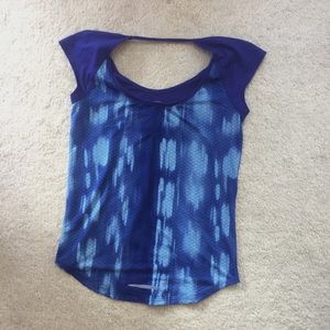 Under Armour Fly-By Printed Short Sleeve Top